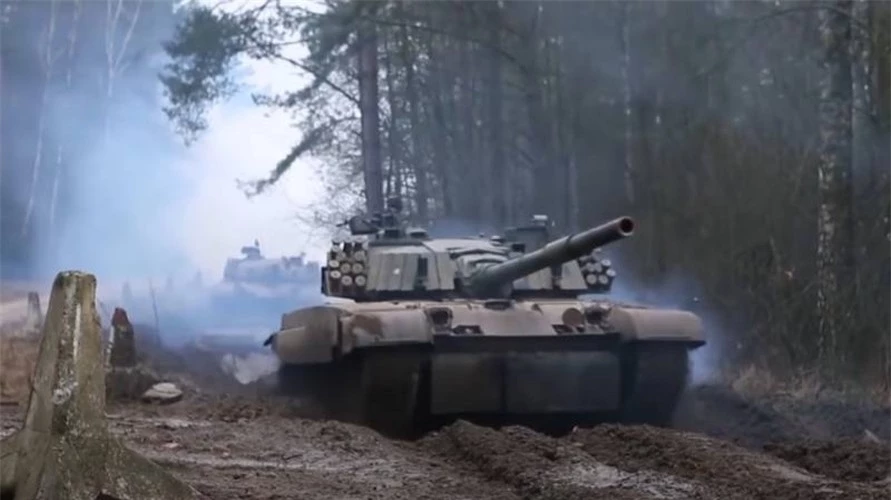 Kiev trang bị xe tăng PT-91 Twardy cho lữ đoàn mới thành lập ảnh 1