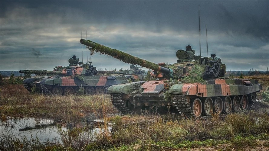 Kiev trang bị xe tăng PT-91 Twardy cho lữ đoàn mới thành lập ảnh 3