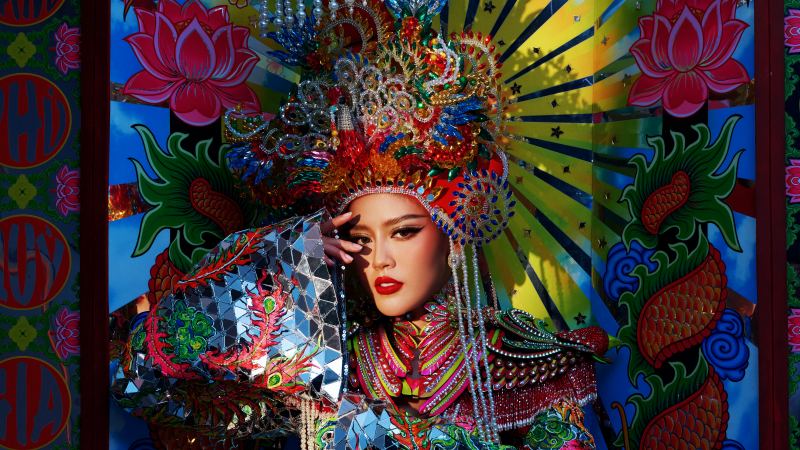 Bất ngờ với trang phục dân tộc dự thi Miss Supranational 2023 của Đặng Thanh Ngân