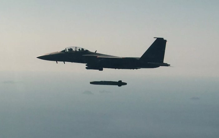 Điện Kremlin phản ứng trước quyết định của Pháp chuyển tên lửa tầm xa cho Ukraine