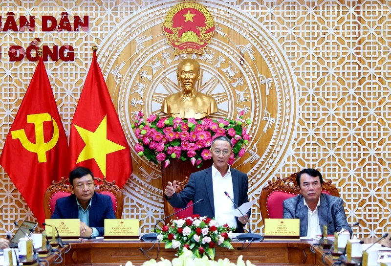 Ông Trần Văn Hiệp – Chủ tịch UBND tỉnh Lâm Đồng, phát biểu tại buổi giao ban báo chí.