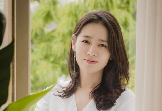 Phụ nữ sinh ngày Âm lịch này mang số vượng phu giúp chồng giàu có, sung túc