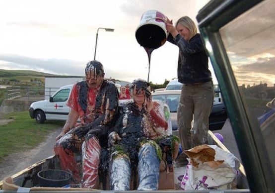 Những phong tục đám cưới độc đáo và kỳ lạ nhất thế giới