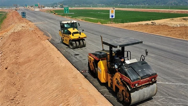 Hợp tác công tư PPP phát triển hạ tầng: Cần khung pháp lý rõ ràng - Ảnh 1.