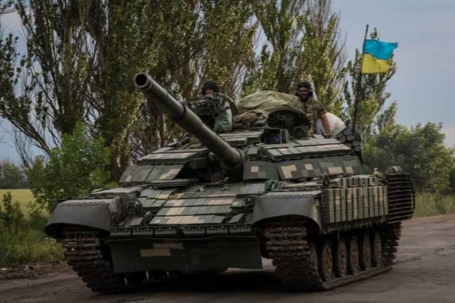 Quân đội Ukraine còn bao nhiêu xe tăng sau một năm xung đột?