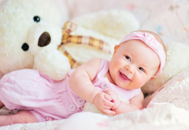 Trẻ sinh vào 3 khung giờ này mệnh đã tốt còn có thể mang lại phú quý cho cha mẹ