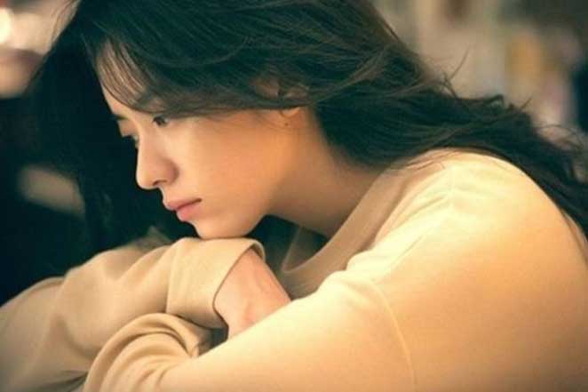 Chờ đợi, yêu xa 3 năm lại bị người yêu "cắm sừng dài cả mét"