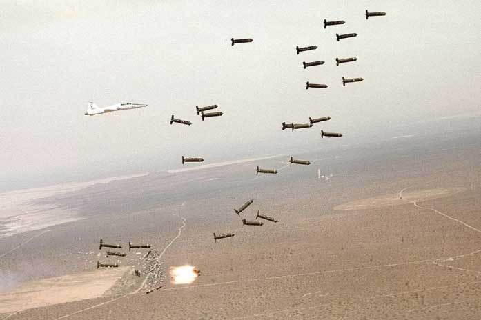 Mọi điều cần biết về bom chùm nguy hiểm Mỹ sẽ viện trợ cho Ukraine