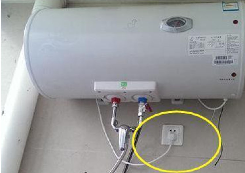 Những thiết bị ngốn điện hơn cả điều hòa, dùng xong nhớ rút phích cắm kẻo công tơ chạy vù vù