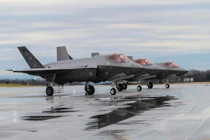 Tiêm kích F-35 của Mỹ tăng giá gấp rưỡi vẫn 'cháy hàng'