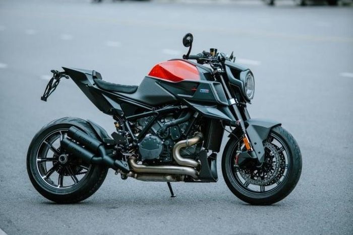 Siêu môtô 2 tỷ đại gia Hoàng Kim Khánh vừa mua có gì độc lạ?