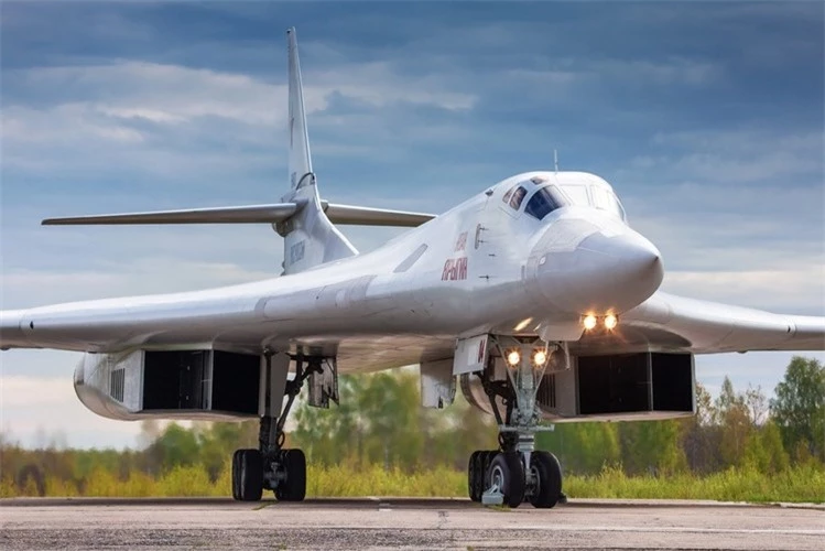 Oanh tạc cơ Tu-160M bắt đầu thử nghiệm cấp nhà nước ảnh 8
