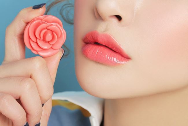 7 nét tướng dễ thấy ở người khỏe mạnh, phúc khí dồi dào