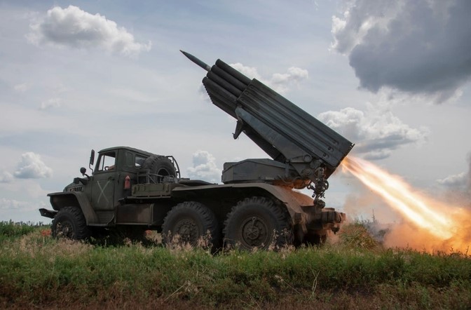 Nga dốc toàn lực trên hai mặt trận, chặn mũi phản công của Ukraine