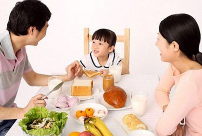 5 thứ cha mẹ nên dạy con càng sớm càng tốt để trẻ lớn lên hạnh phúc