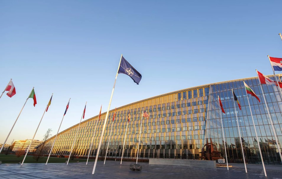 Cựu sĩ quan tình báo Mỹ tiết lộ kế hoạch mới nhất của NATO đối với Nga