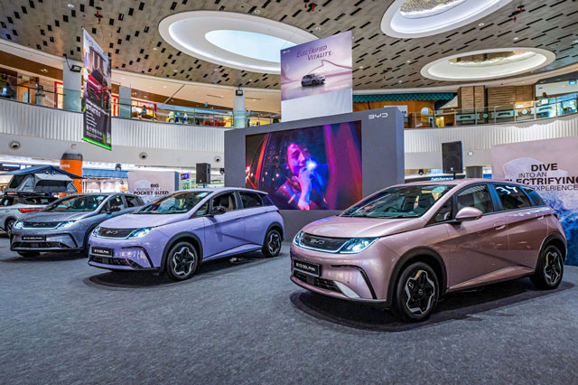 Hãng chuẩn bị xây nhà máy ở Việt Nam chính thức bán mẫu xe điện cỡ C, giá rẻ bất ngờ