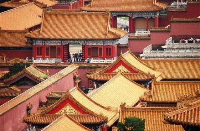 Tại sao mái cung điện trong Cố cung không hề có phân chim, mà lại sạch sẽ hơn 600 năm? - Ảnh 1. Tại sao mái cung điện trong Cố cung không hề có phân chim, mà lại sạch sẽ hơn 600 năm? - Ảnh 1.