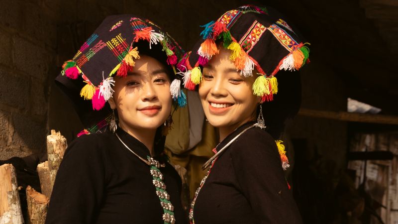 Sao Mai Thu Hằng cùng Sèn Hoàng Mỹ Lam hát về Tây Bắc yêu thương