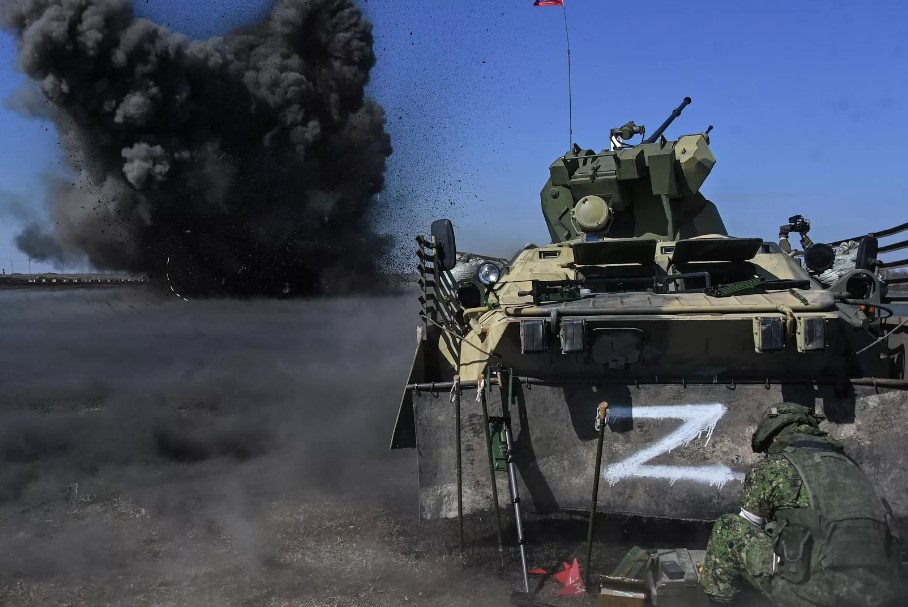 Chuyên gia người Mỹ thán phục khi thấy một xe tăng Nga chặn đứng cuộc tấn công của Ukraine