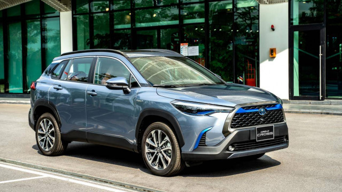 Giá xe Toyota Corolla Cross mới nhất tháng 7/2023: Giảm gần 60 triệu đồng
