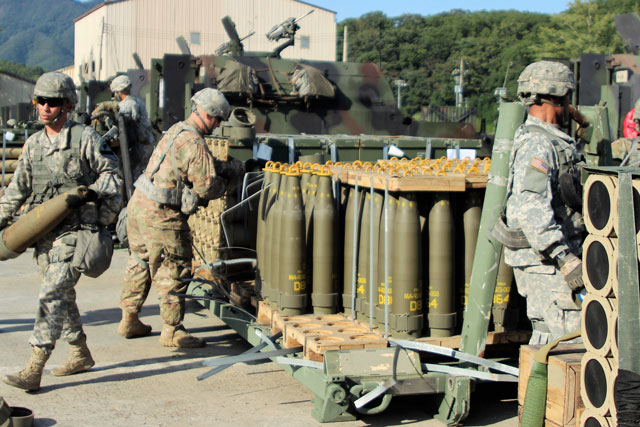 “Soi” sức mạnh đạn chùm Mỹ viện trợ cho Ukraine