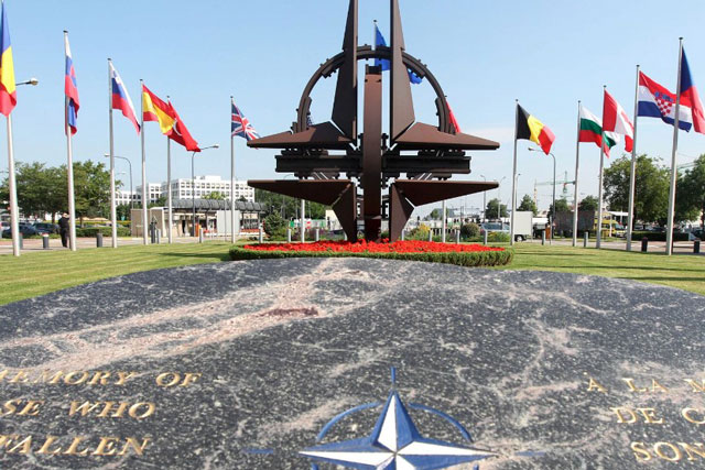 Chuyên gia chỉ ra 3 sai lầm chí mạng của NATO ở Ukraine