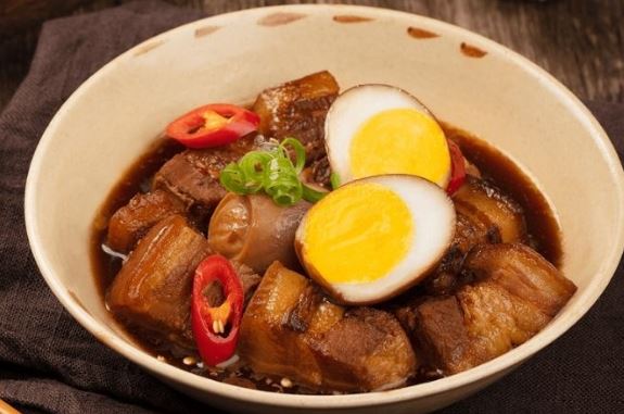 Cách làm thịt kho tàu nước dừa thơm ngon đúng vị Nam Bộ, ăn 1 lần nhớ mãi