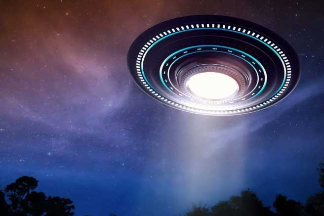 UAV MQ-9 Reaper của Quân đội Mỹ ‘đụng độ’ với UFO