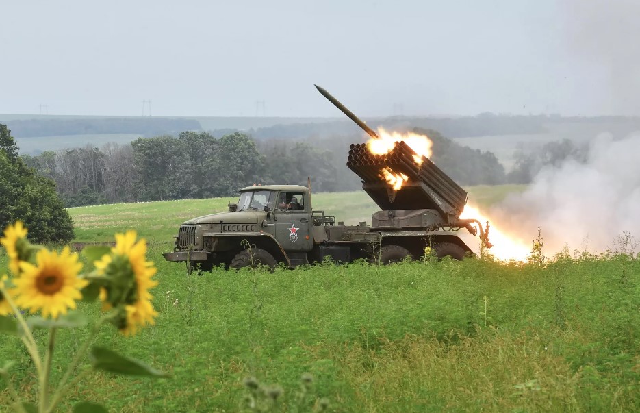 Phòng không Nga đánh chặn 3 tên lửa Storm Shadow và 3 tên lửa HIMARS