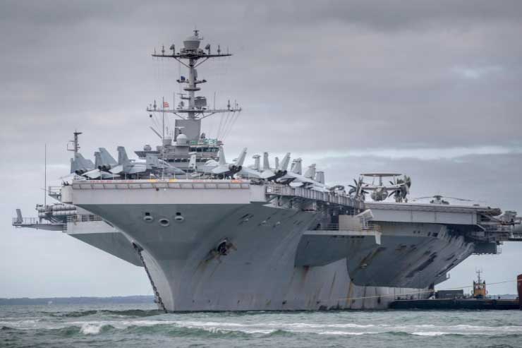 Chuyên gia: '10 tên lửa Zircon tập kích cùng lúc cũng khó đánh chìm tàu ​​sân bay Mỹ'