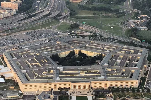 Lầu Năm Góc: Sẽ mất nhiều năm để đưa năng lực trên không của Ukraine lên ngang với Nga