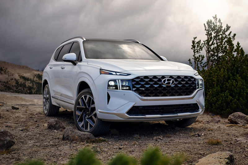 Top 10 xe SUV cỡ trung tốt nhất năm 2023: Vinh danh Hyundai Santa Fe