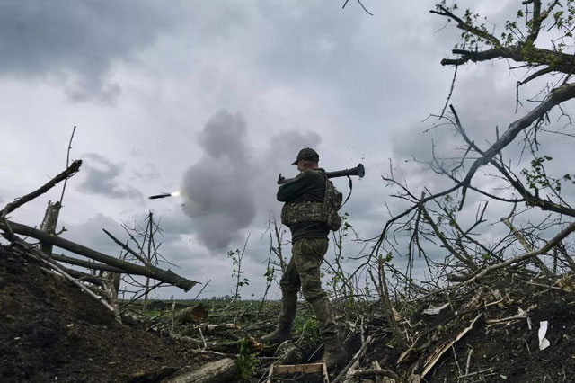 Binh sĩ Ukraine kể về vũ khí ‘khủng’ của Nga