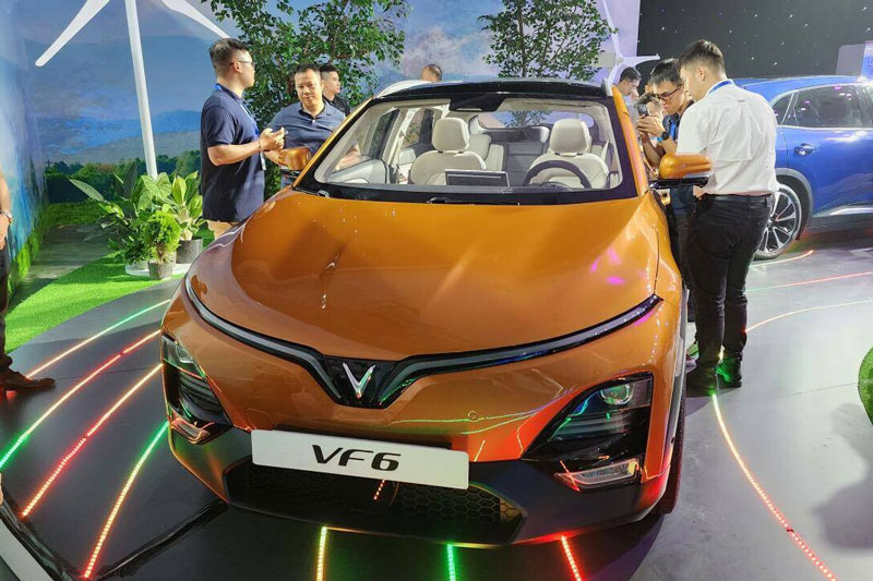 Ôtô mới liên tiếp được giới thiệu tại Việt Nam