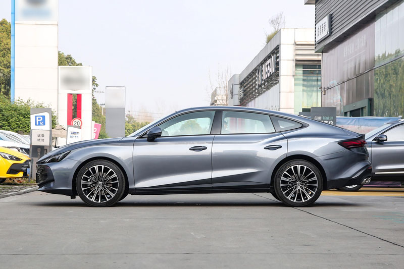 MG7 ấn định thời gian ra mắt tại Việt Nam, cạnh tranh với Toyota Camry, Kia K5