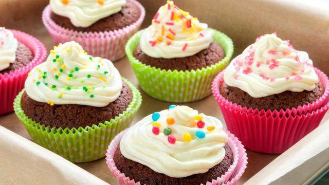 8 thực phẩm 'tàn phá' xương từng ngày, khiến nhiều người chưa già đã đau lưng, mỏi gối