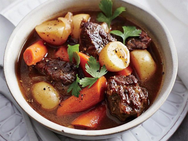 Mẹo nhỏ cho nồi thịt bò hầm mềm, thơm ngon như nhà hàng