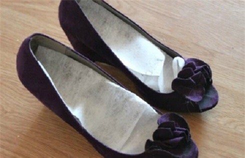 Cách đánh bay mùi hôi chân khi đi giày vào mùa hè ảnh 3