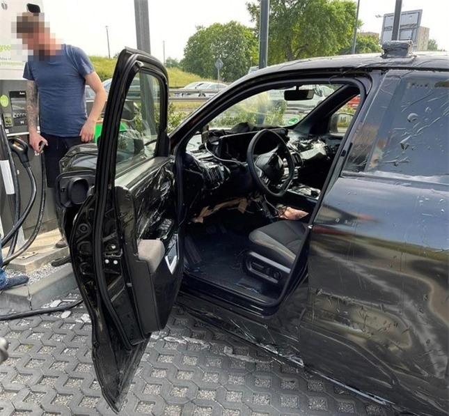 Suzuki hé lộ thời điểm ra mắt xe điện đầu tiên ảnh 4