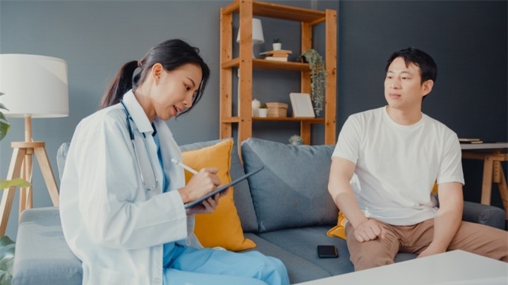 Tuổi thọ trung bình của nữ giới luôn cao hơn nam giới.