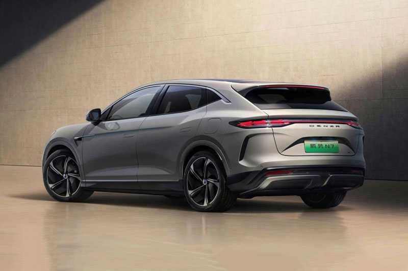 Nhận 11.687 đơn đặt hàng sau 24h ra mắt, chiếc ô tô sạc 4 phút có thể chạy 100km này có gì mà hấp dẫn đến như vậy?