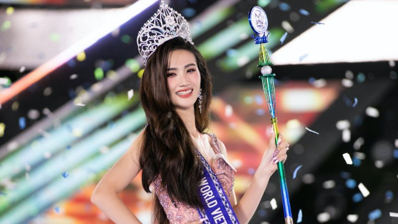 Người đẹp Huỳnh Trần Ý Nhi đăng quang Miss World Vietnam 2023