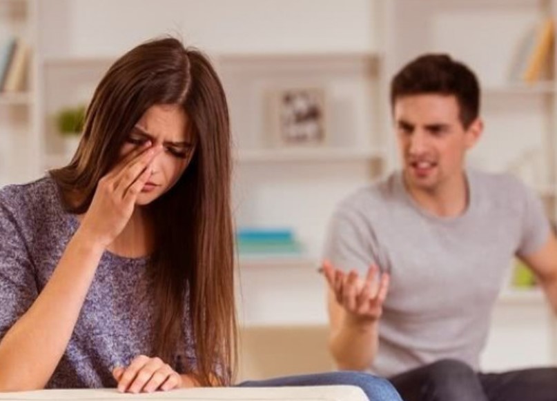 Chồng chỉ tay nói “tôi vô phúc cưới phải người vợ như cô”, tôi đáp lại đúng 6 từ rồi làm đơn ly hôn ngay lập tức