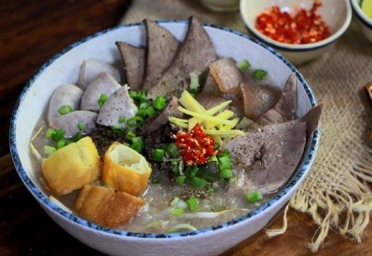 Ghim ngay công thức nấu cháo lòng thơm ngon, không hôi ai ăn cũng khen