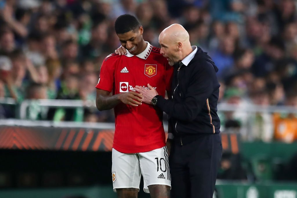 HLV Ten Hag cảnh báo Rashford về thái độ