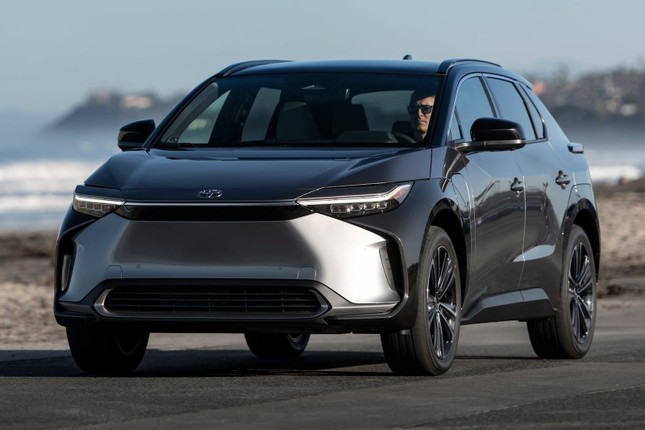 Các nhà sản xuất Nhật Bản tạo liên minh xe điện