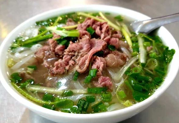 Cách ăn thịt bò nhiều người thích mê nhưng chuyên gia cảnh báo dễ nhiễm sán