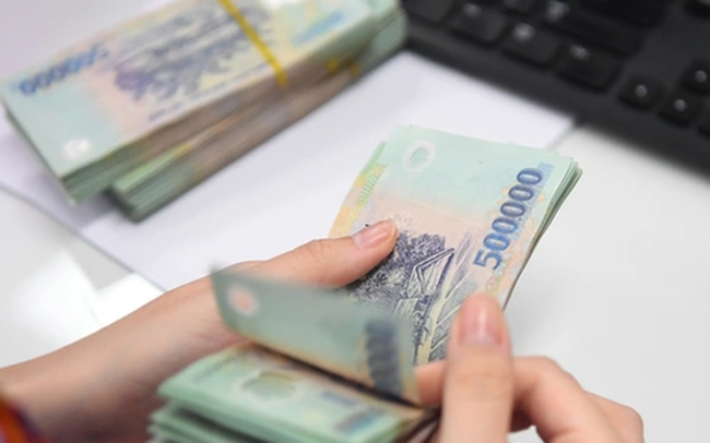 Lãi suất huy động tại 4 ngân hàng lớn về mức thấp nhất trong vòng 1 năm