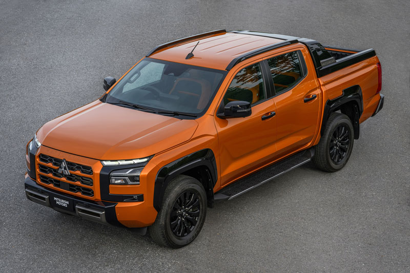 Mitsubishi Triton 2024 ra mắt với diện mạo hoàn toàn mới, giá gần 500 triệu đồng ‘đe nẹt’ Ford Ranger